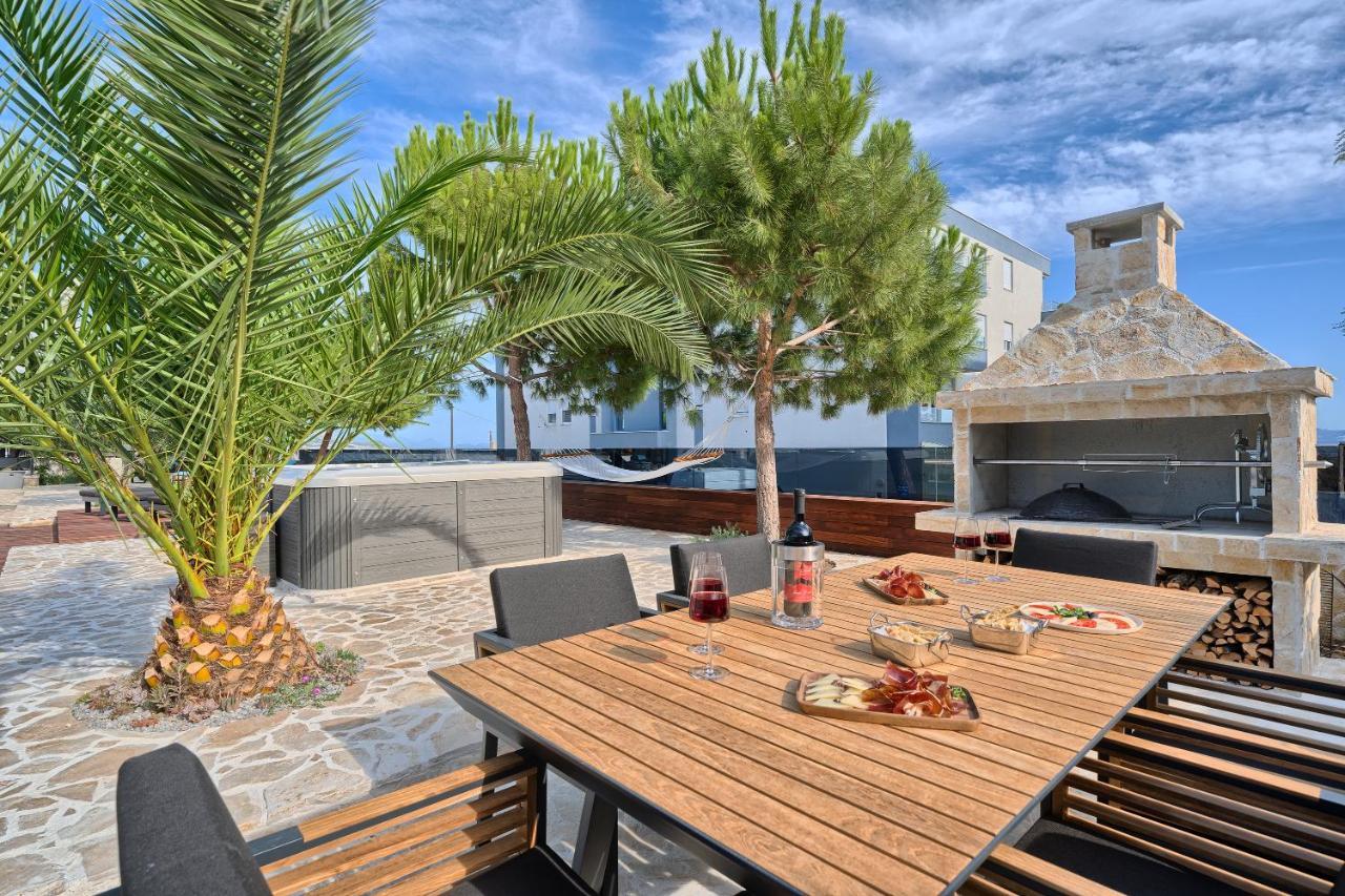 Liberty Living * Split